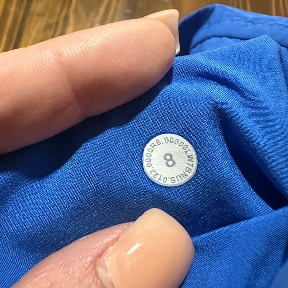 Lululemon Evergreen High-Rise Short 4.5"
Wild Bluebell size 8 EUC - Picture 3 of 5